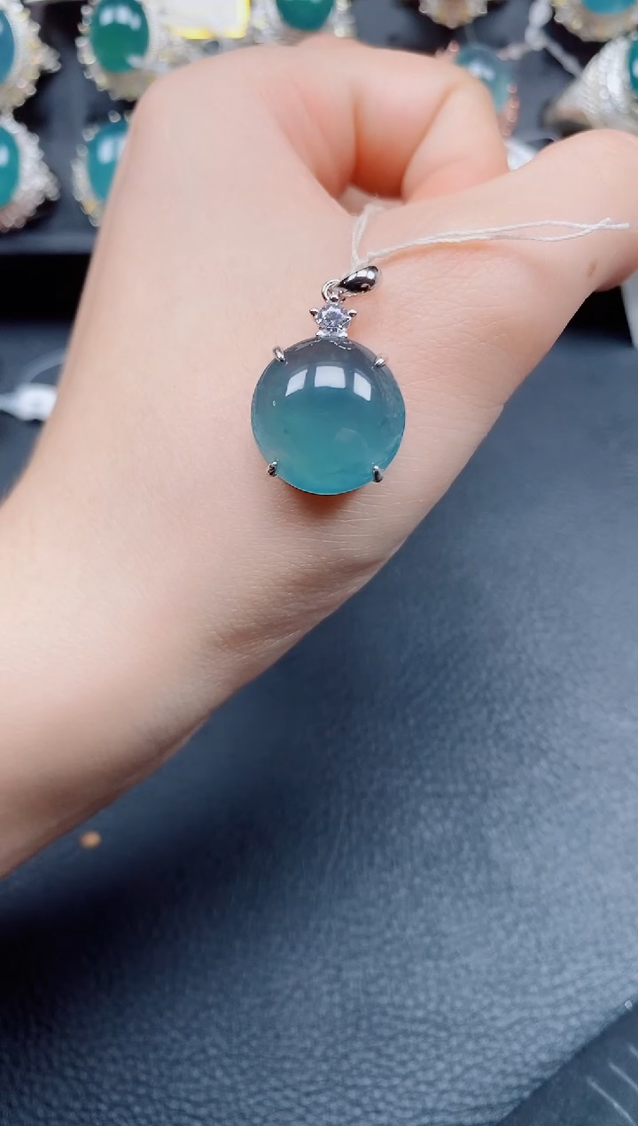 翡翠银S925镶嵌吊坠(赠链)翡翠