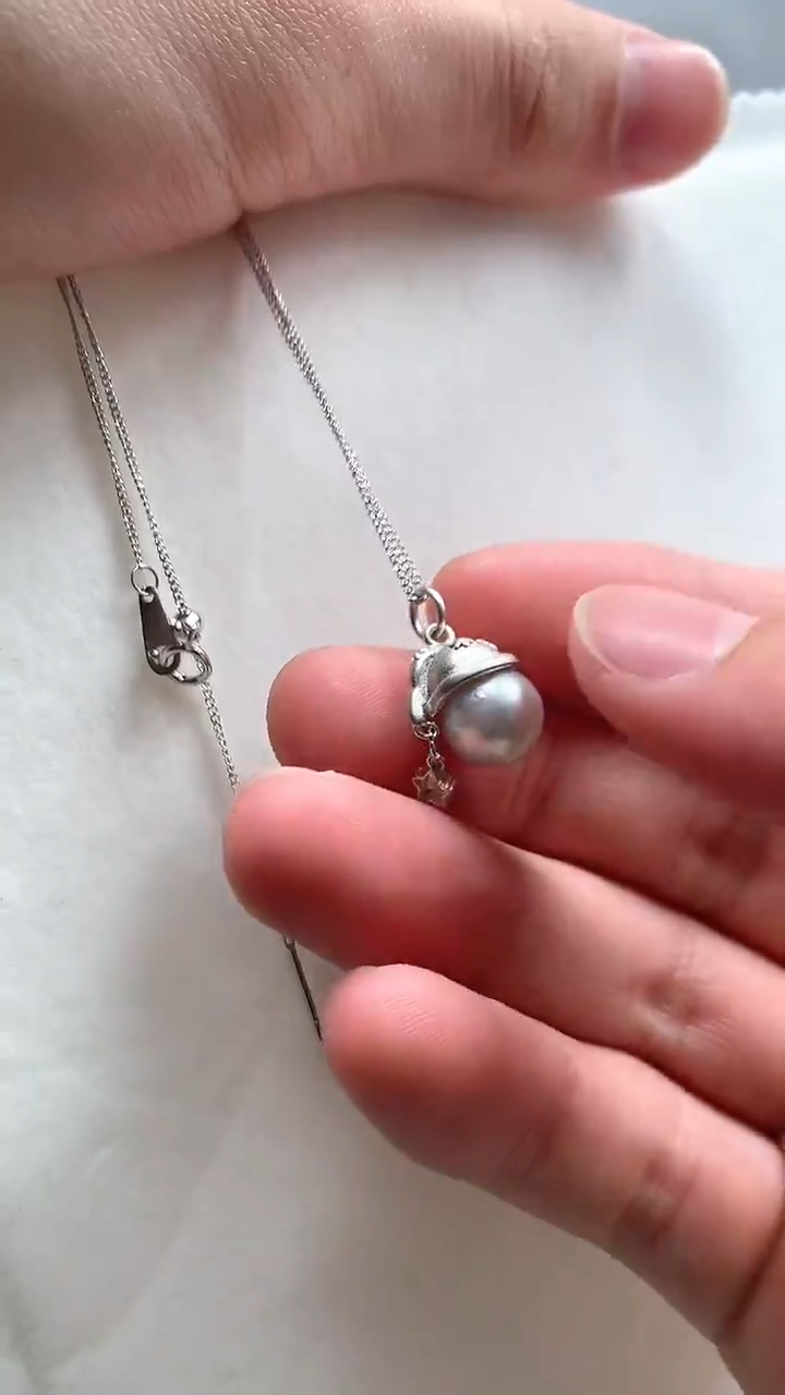 【闪购商品】海水珍珠颈饰银S925镶嵌真多麻雪人款珍珠吊坠 配链子