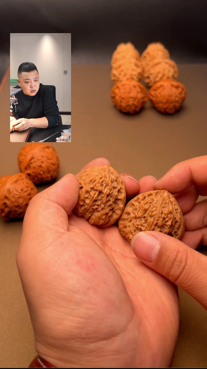 【闪购商品】桃核把件南疆石文玩核桃