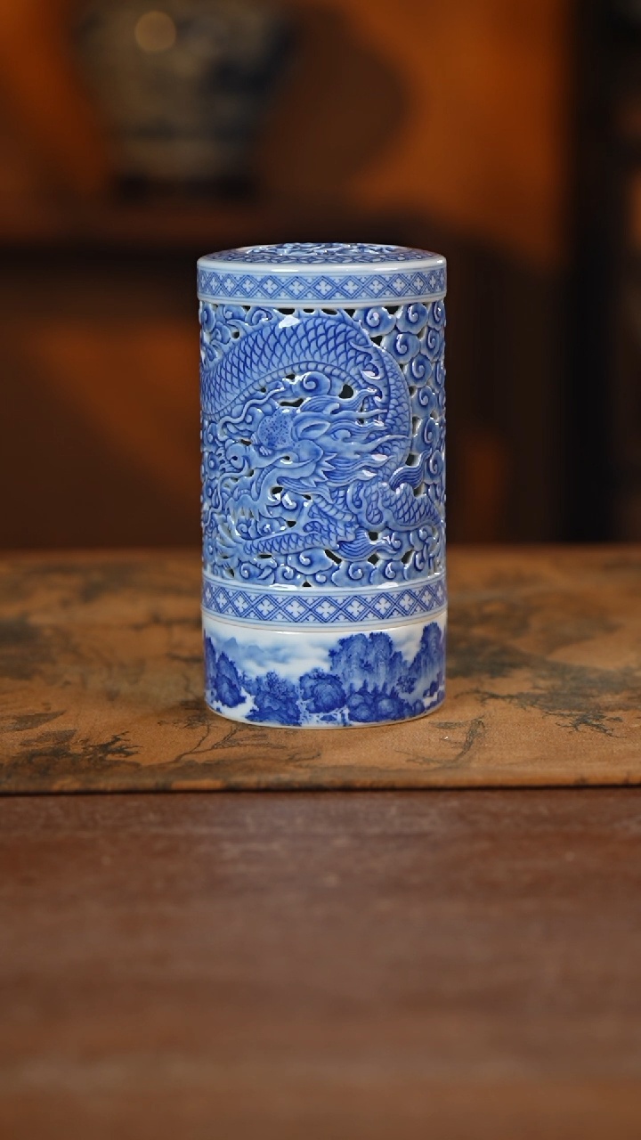 【闪购商品】杯九本珍藏 青花龙纹香炉