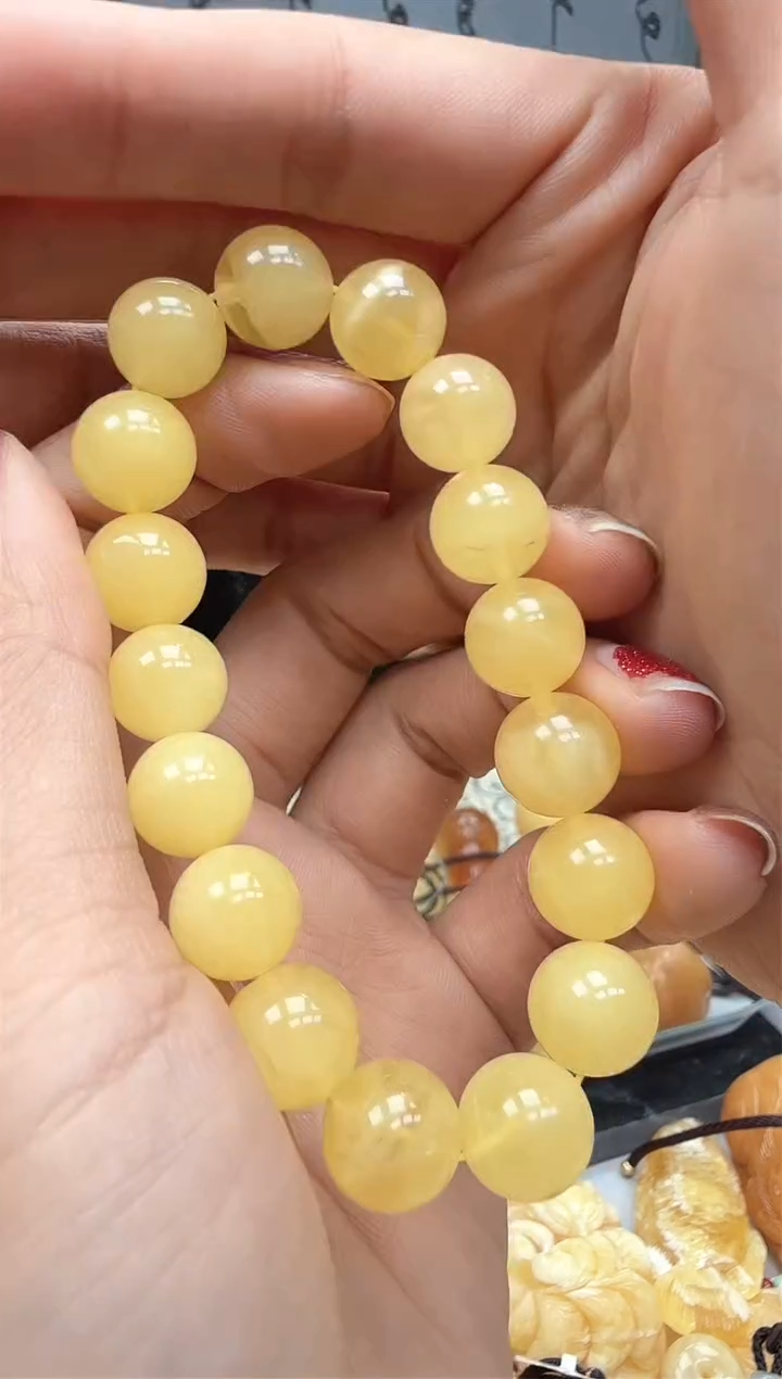 【闪购商品】琥珀裸石未镶嵌手串