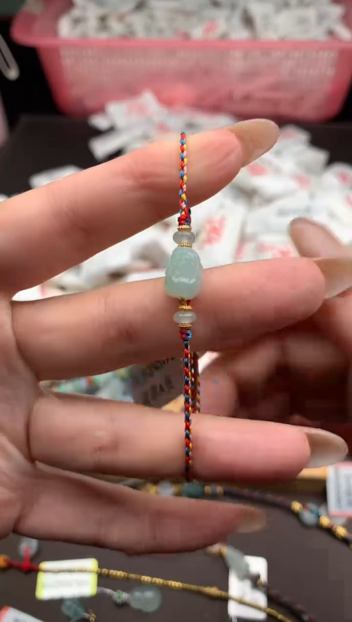 【闪购商品】翡翠手绳未镶嵌一