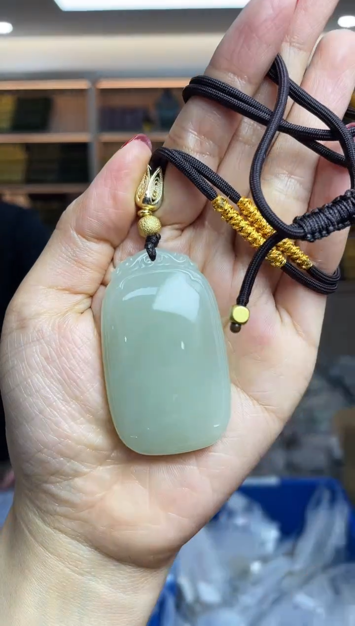 【闪购商品】和田玉·未镶嵌多样性发一件