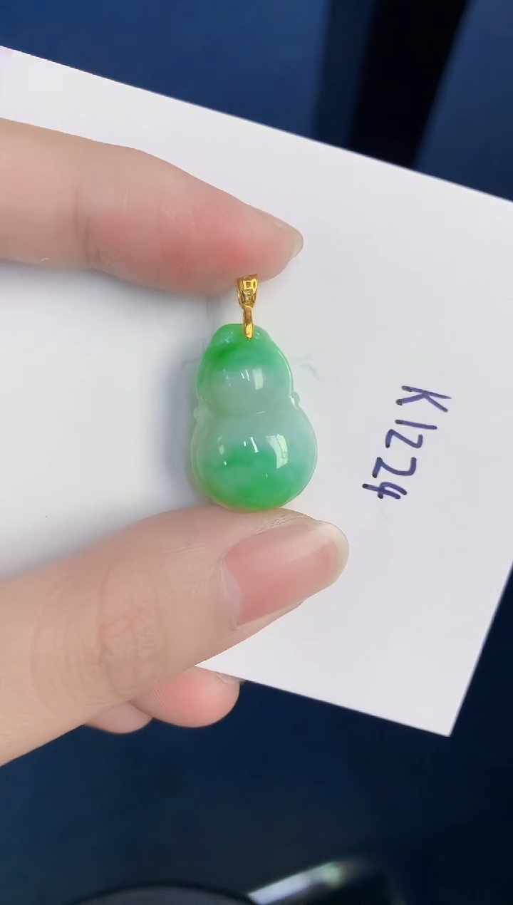 颈饰未镶嵌翡翠天然翡翠缅甸A货