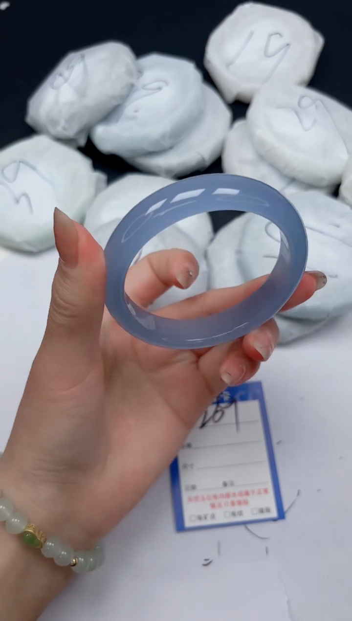 未镶嵌手镯石英质玉239/58.4