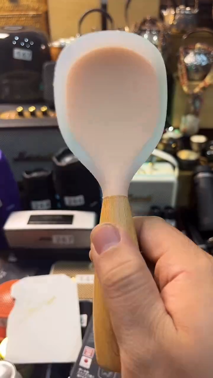 瓷片闪购商品 如图所示