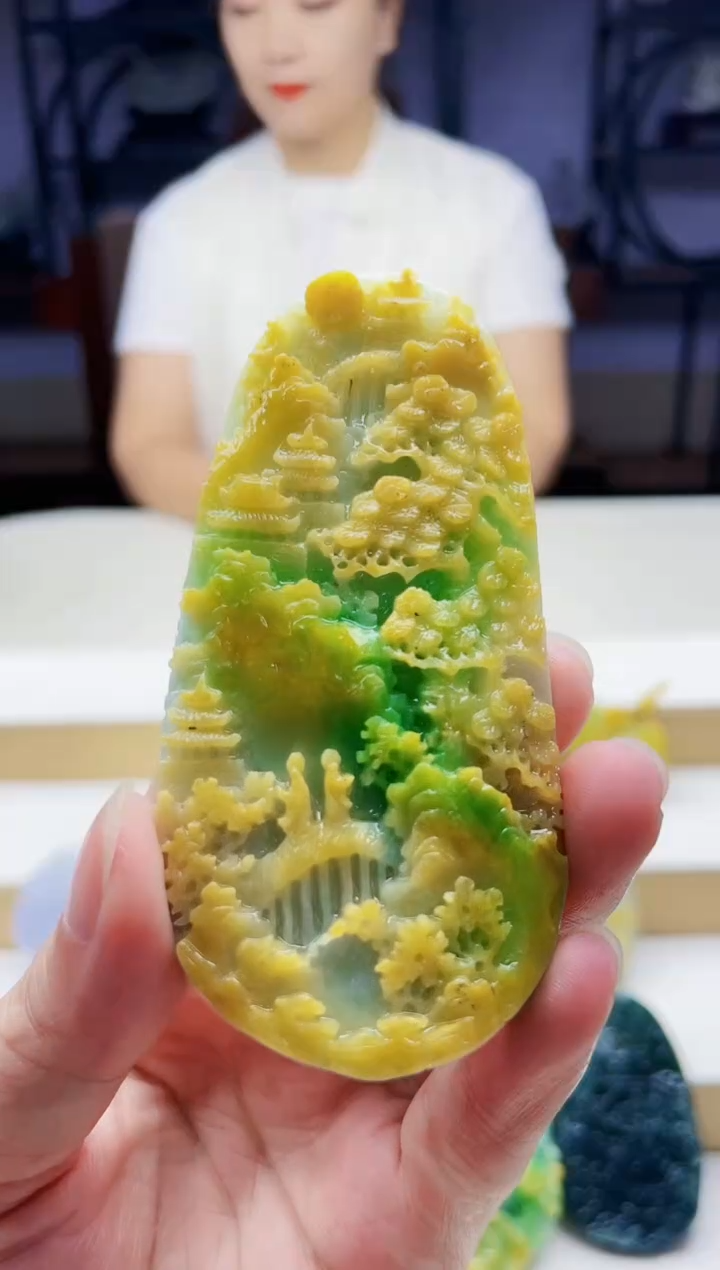 未镶嵌定制翡翠毛货09240172
