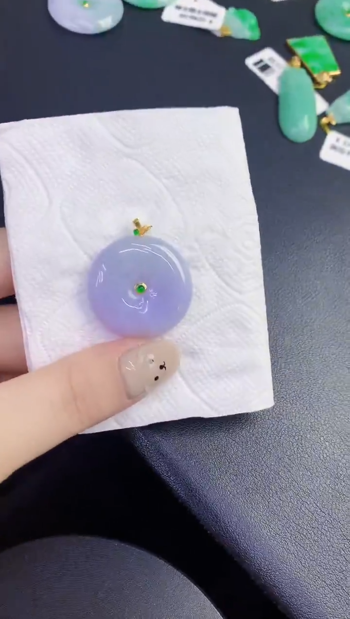 颈饰18K金镶嵌翡翠缅甸天然翡翠A货