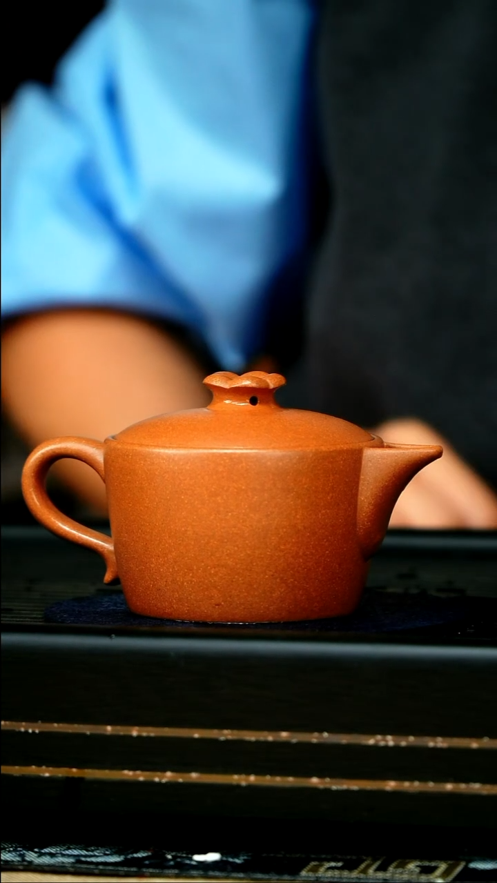 茶壶紫砂金降坡泥宝瓶壶150cc