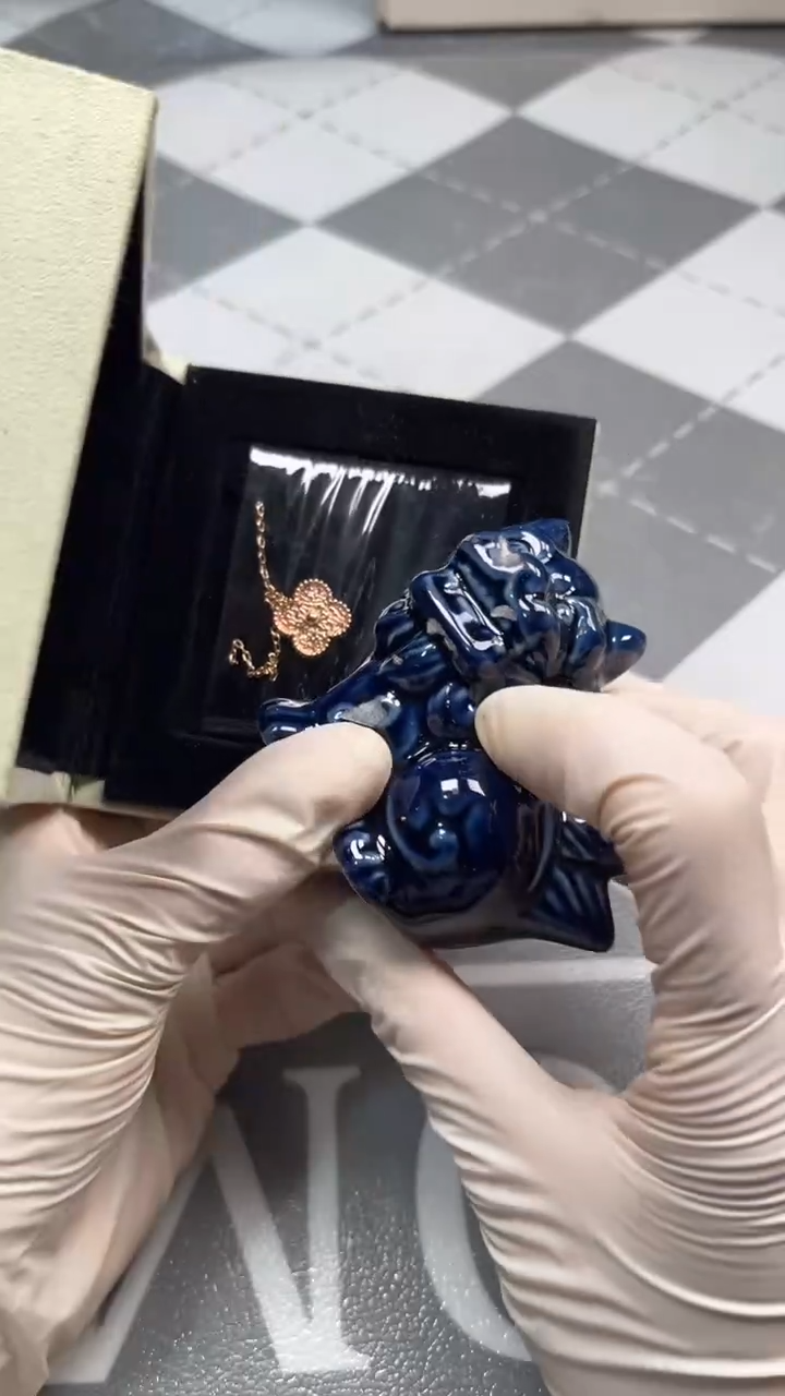 瓷片陶瓷如图所示周边