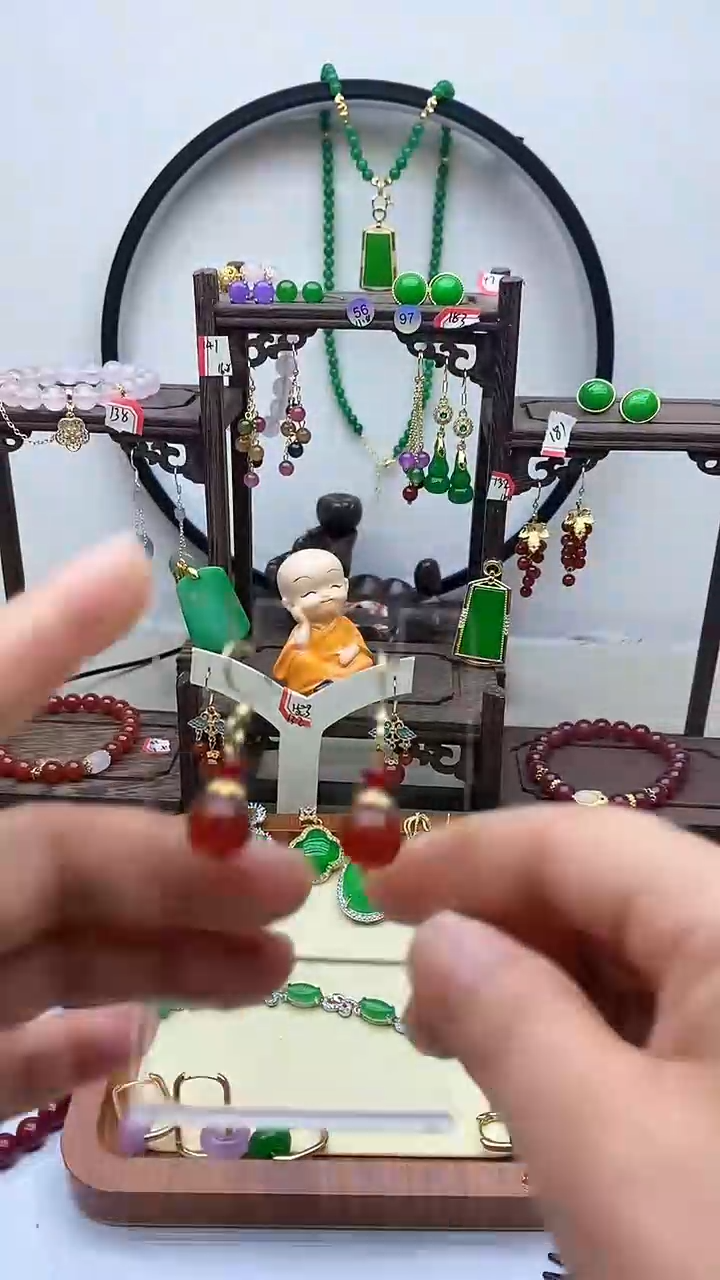 【闪购商品】南红玛瑙耳饰银S925镀金镶嵌77