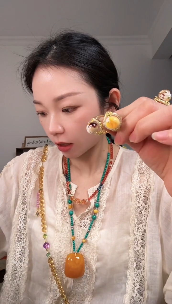 【闪购商品】琥珀颈饰未镶嵌Z63ZZZZZ