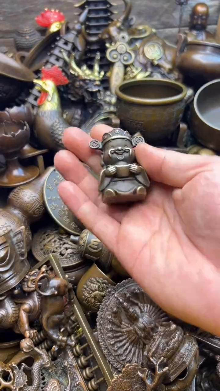 精美铜器，点击下单