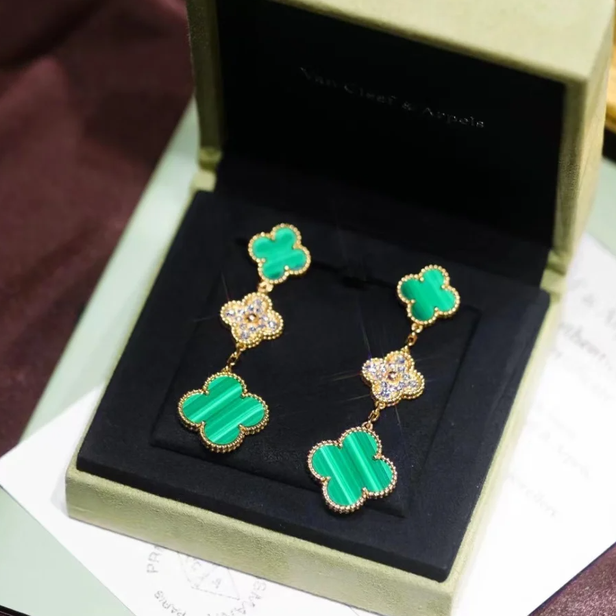99新 梵克雅宝 珊珊专属 3花 间钻 孔雀18K黄金 耳环 
