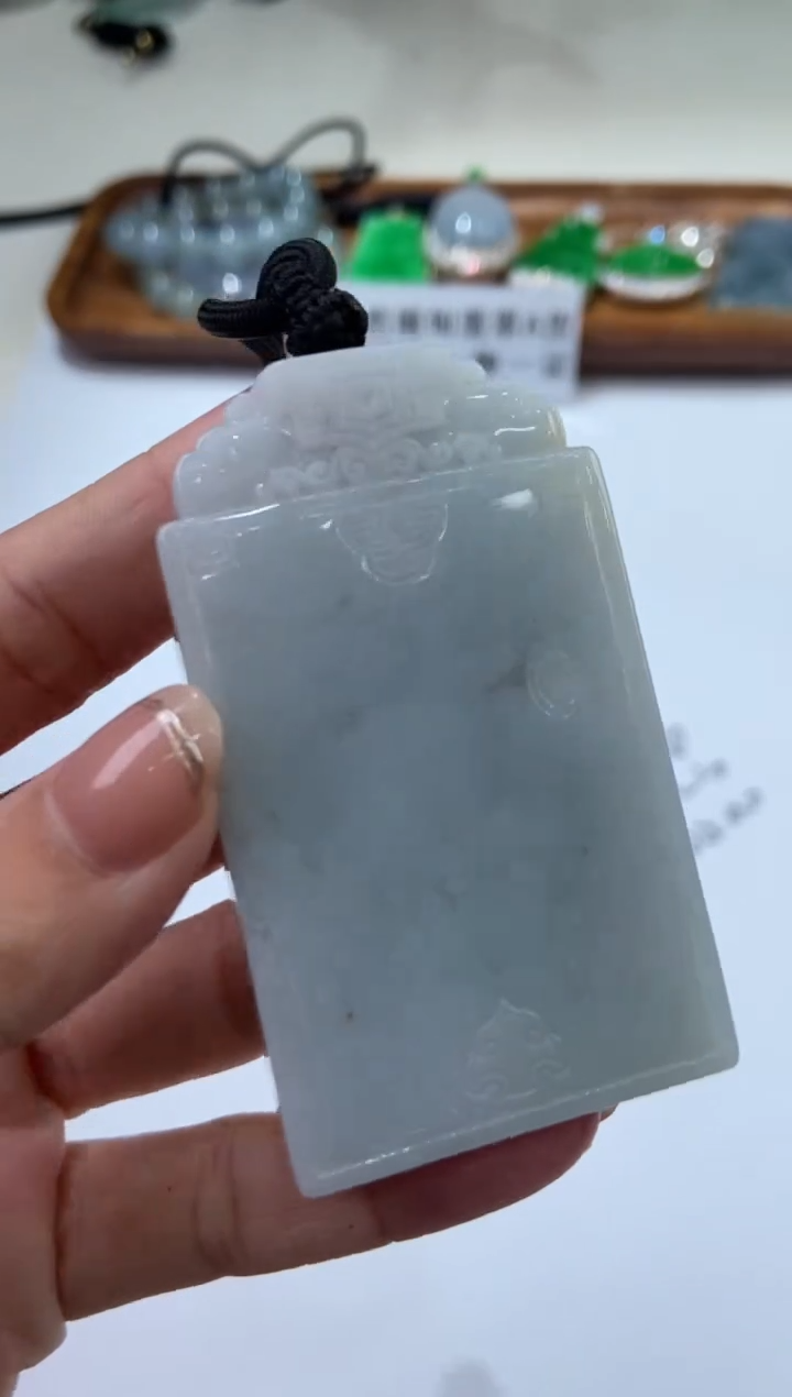【闪购商品】翡翠未镶嵌挂件289720  