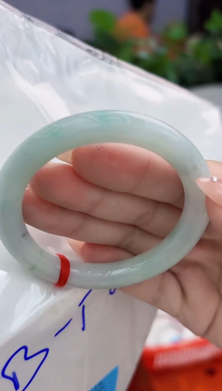 【闪购商品】翡翠手镯未镶嵌翡翠手镯