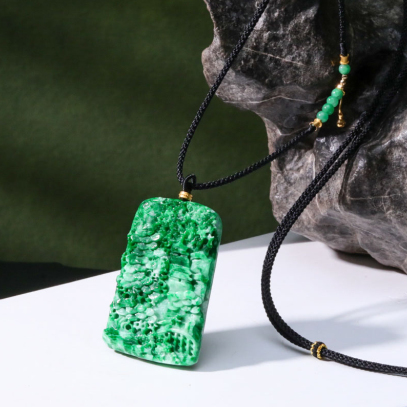 【意婵】《翠江山》（46*30）缅A老翡翠精雕山水无事牌项链18K金-912896