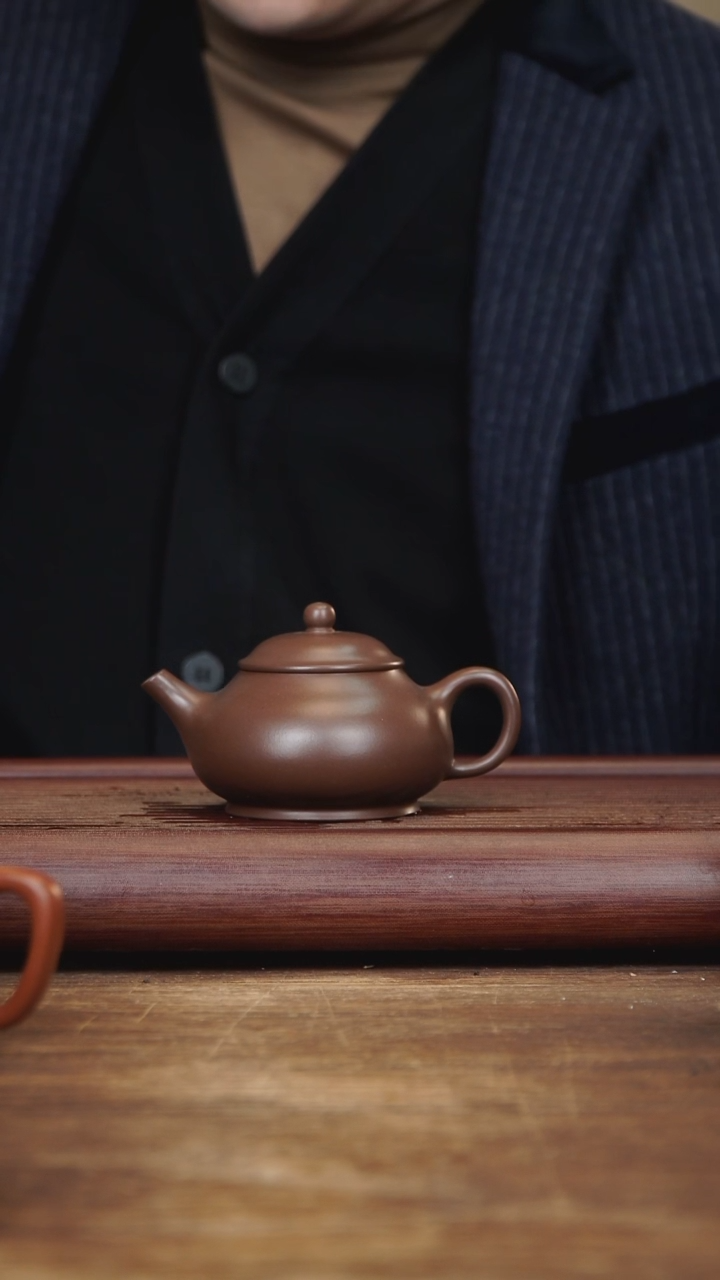 【闪购商品】紫砂茶壶140ml 薄胎矮潘  脂紫泥