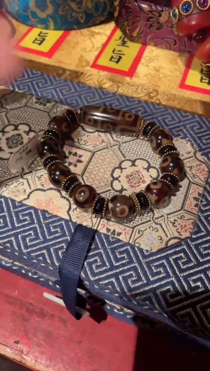 一一一一一一黑天