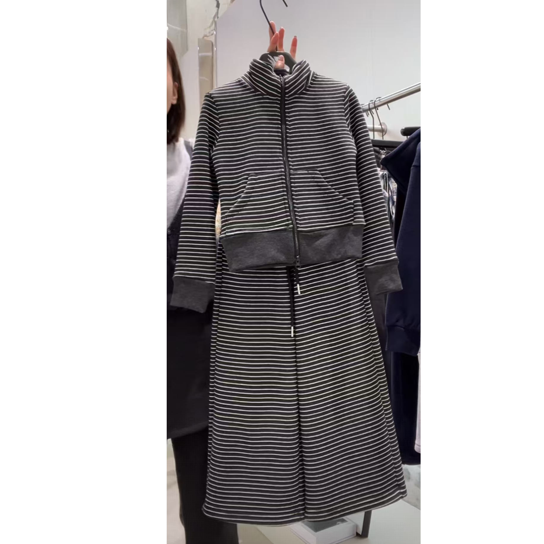 【2025秋冬韩款】儿童休闲条纹加绒立领拉链卫衣+条纹裤套装x1856