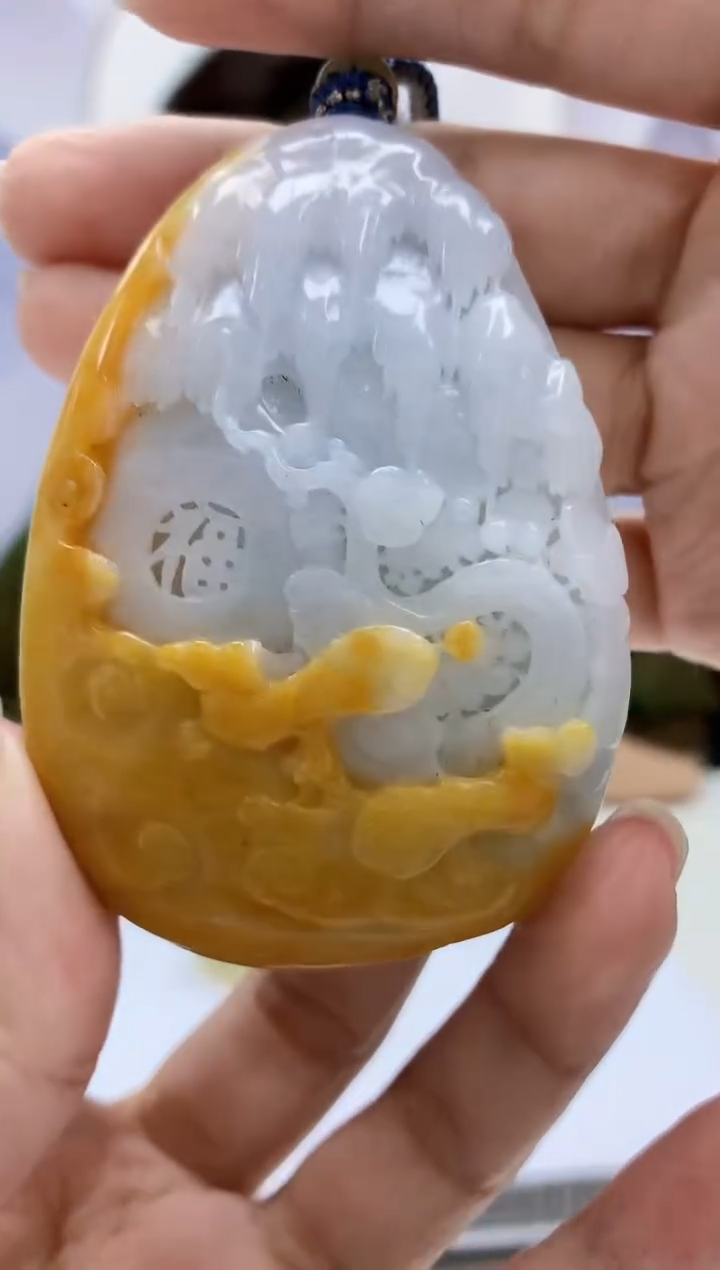 定制翡翠未镶嵌4829xx-毛货挂件86