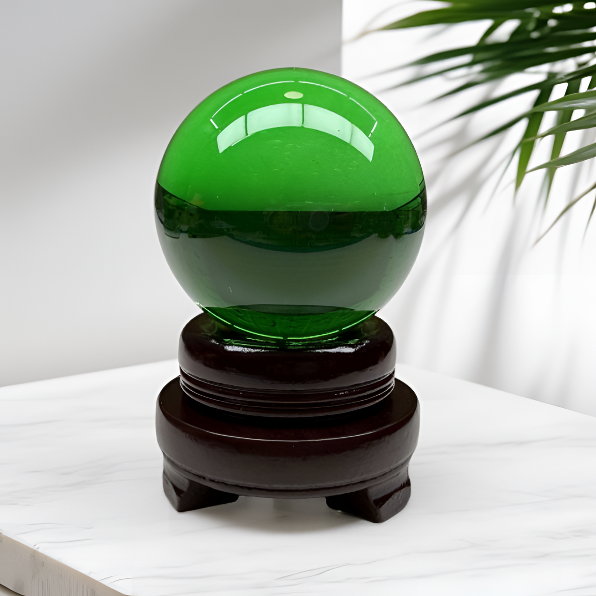 满绿风水水晶球SJQ06