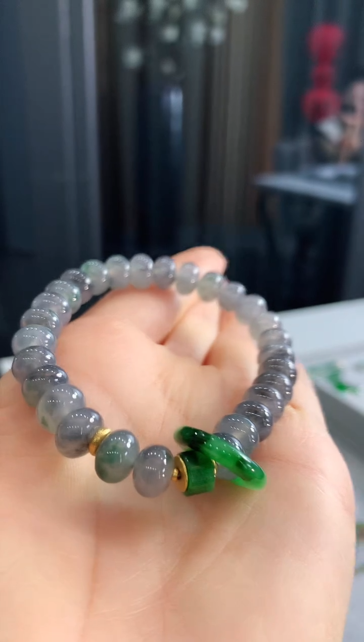 【闪购商品】翡翠手串18K金镶嵌手串