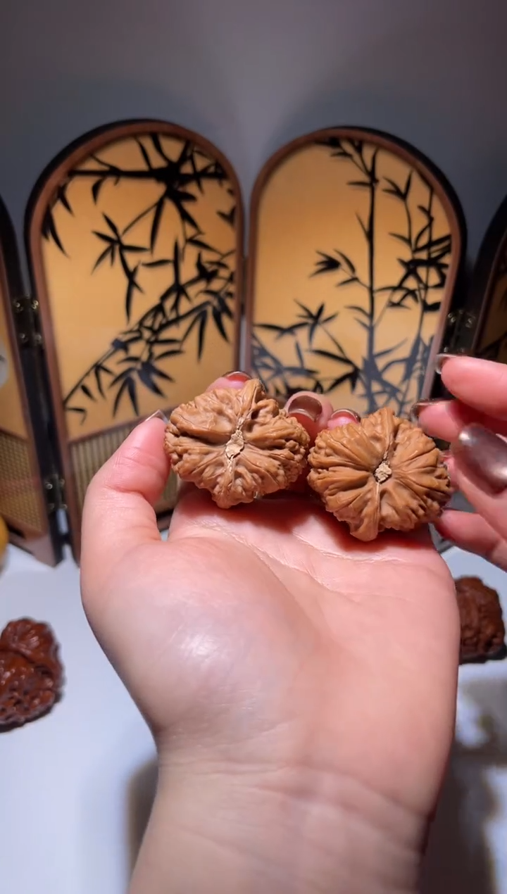 吊坠文玩核桃51号全品平谷凹底 38尺寸