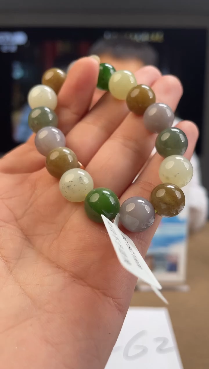 颈饰未镶嵌和田玉和田玉多样性发货拍一发一5