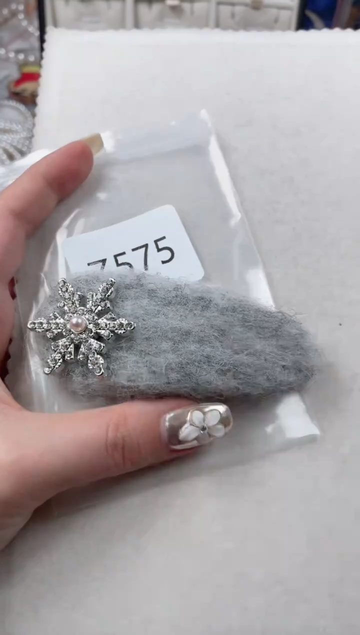 未镶嵌发夹淡水珍珠Z575