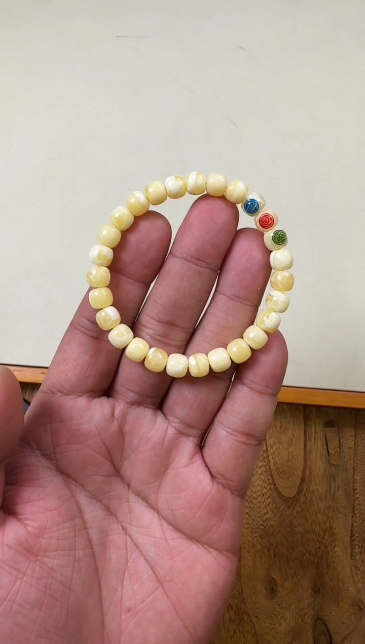 【闪购商品】蜜蜡手串未镶嵌DIFFERENT无同 wt0293 2