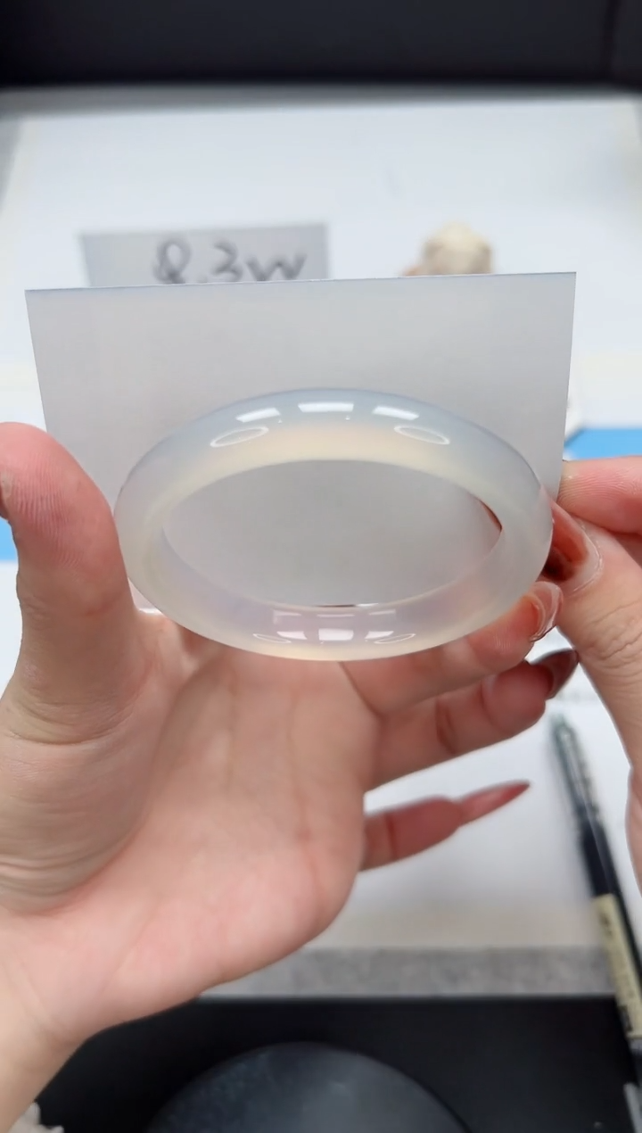 【闪购商品】玛瑙/玉髓手镯未镶嵌278/54.8荔枝