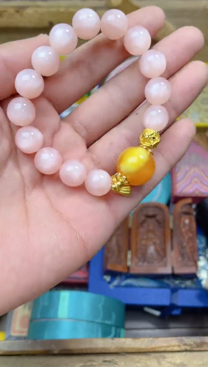 【闪购商品】蜜蜡裸石未镶嵌点击链接下单即可