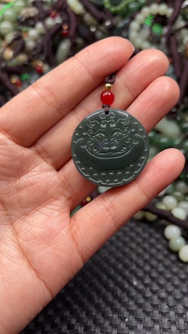 【闪购商品】和田玉颈饰未镶嵌.