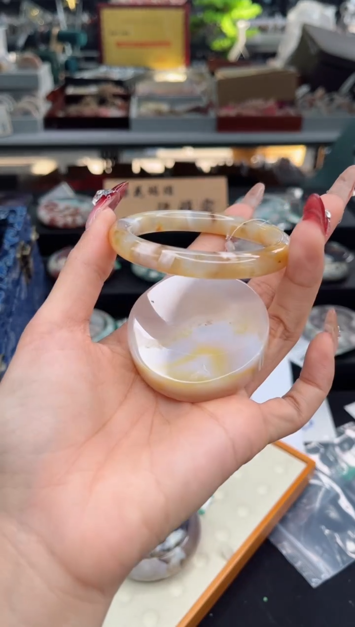 【闪购商品】石英质玉手镯未镶嵌53圈口（赠品镯心）3246462