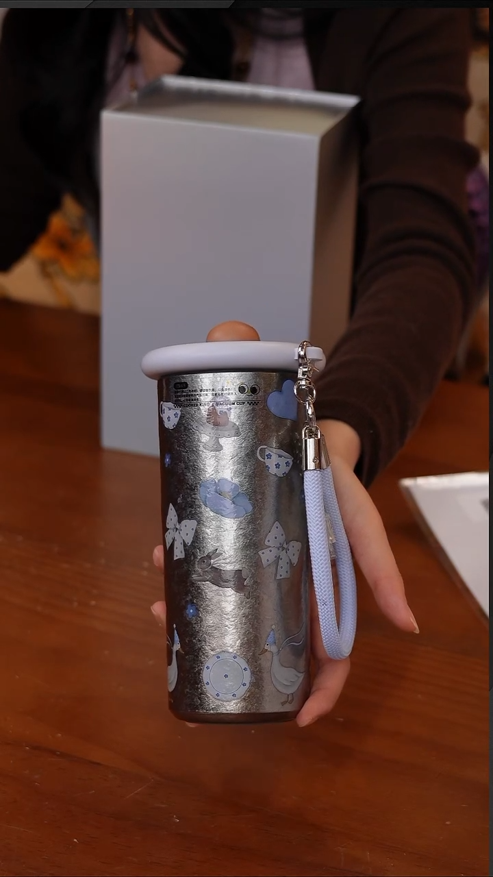 陶79--炊大皇钛杯纯钛 520ml爱丽丝仙境(蓝)