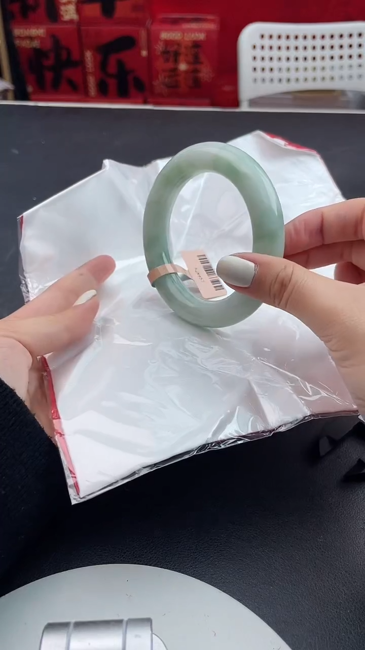 【闪购商品】翡翠手镯未镶嵌33翡翠手镯