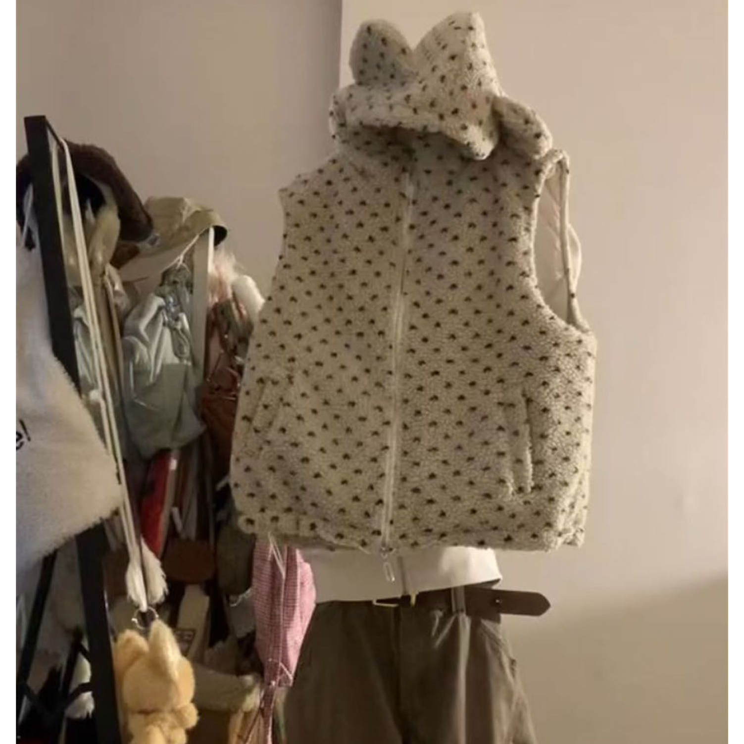 韩系羊羔绒熊耳朵连帽夹棉加厚马甲棉服外套女冬季叠穿保暖背心袄
