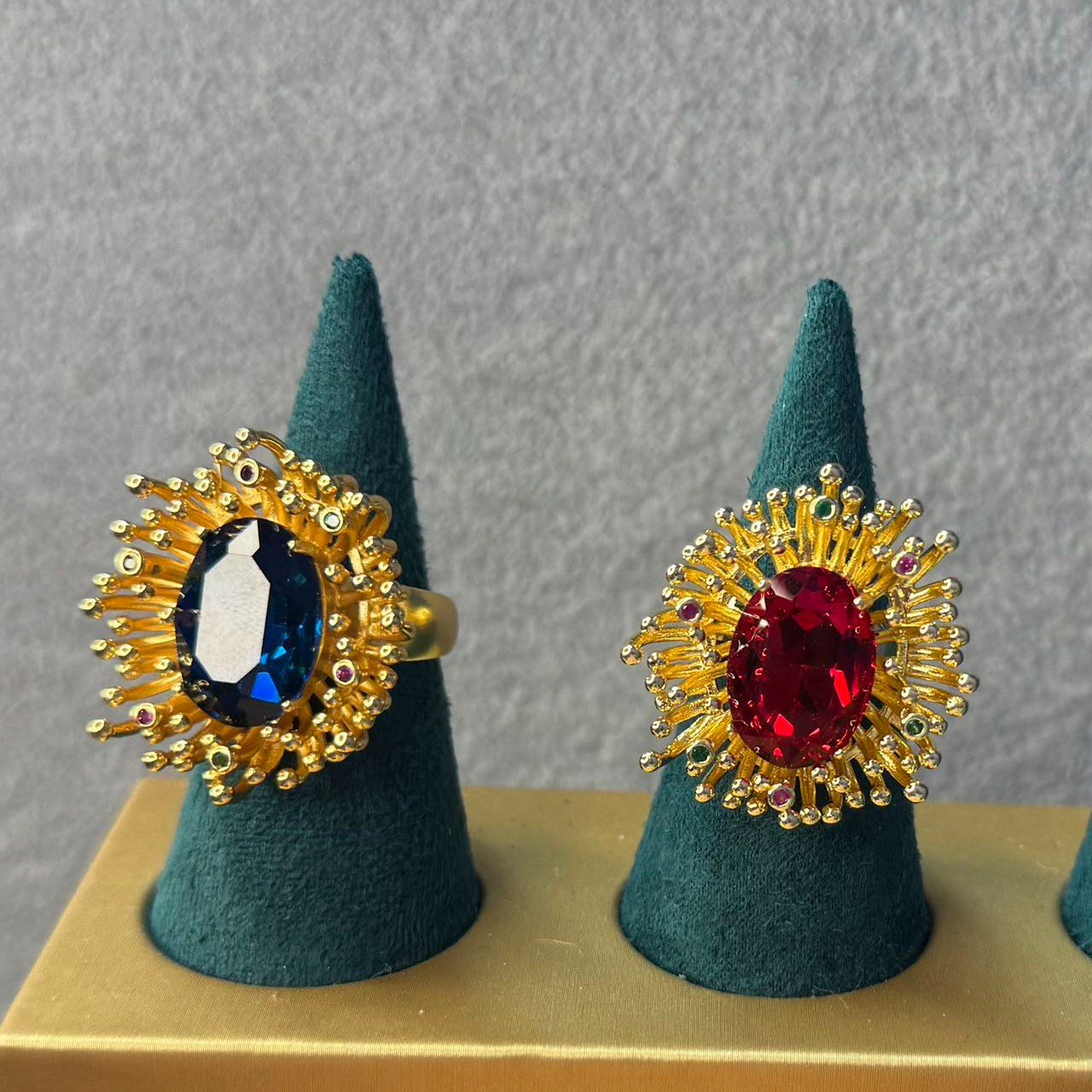 铜合金锆石戒指 花蕊型彩色大钻戒指0050