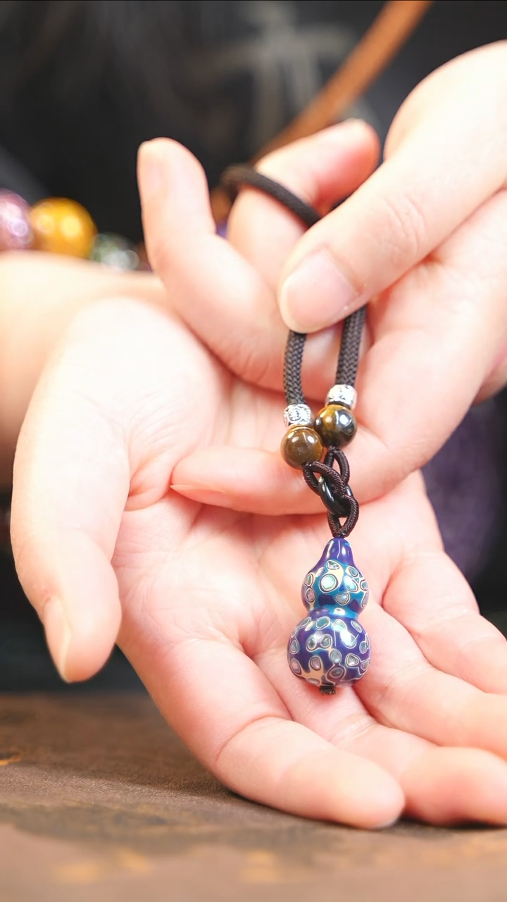 【闪购商品】紫蓝白大漆紫光檀螺钿小脖挂