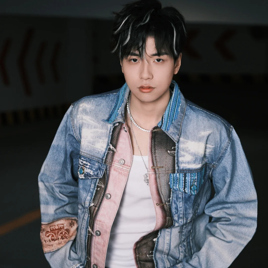 【王橹杰*张睿熙*Rapeter同款】YADcrew酷飒水洗拼布打印牛仔夹克