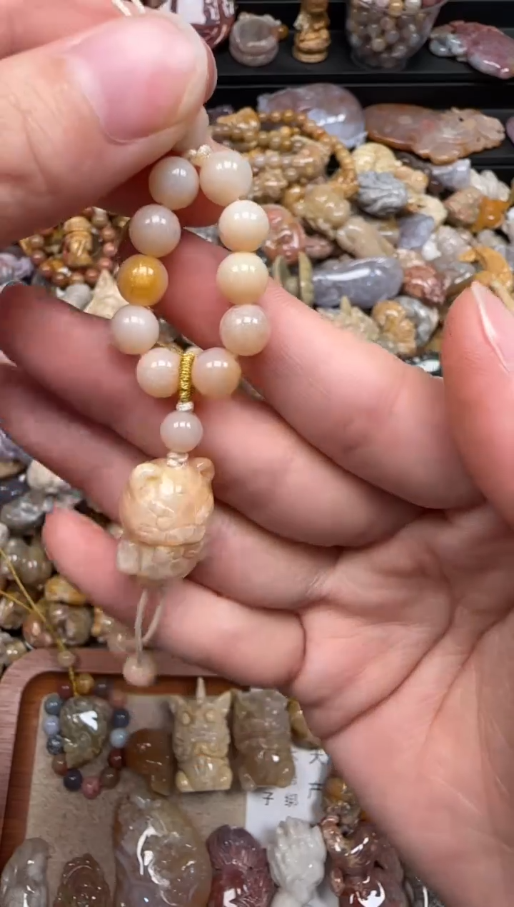 【闪购商品】硅化珊瑚（珊瑚玉）未镶嵌颈饰116