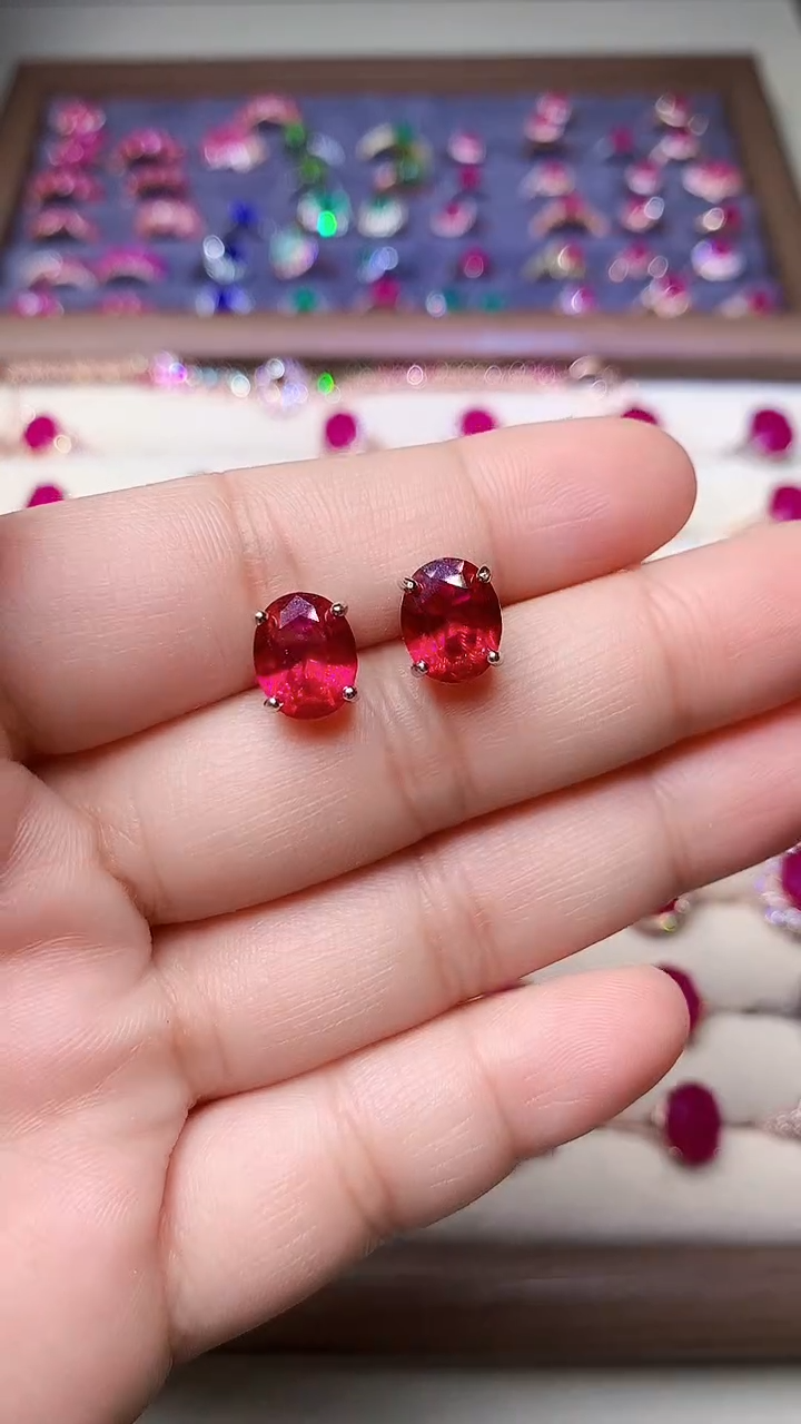 【闪购商品】红宝石耳饰银S925镶嵌000
