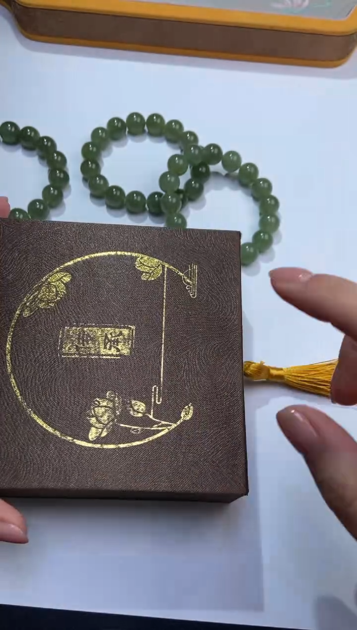 未镶嵌手串和田玉邱****站378862/和田玉手串    多样性一件发