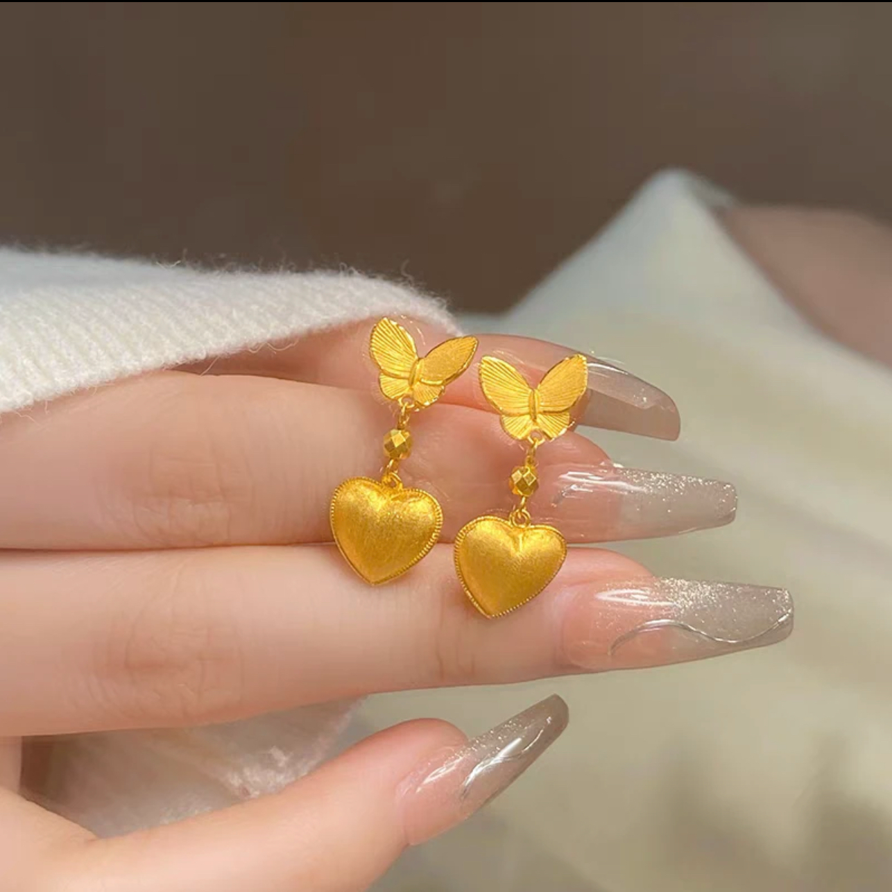 铜合金耳饰 拉丝爱心蝴蝶耳钉时尚百搭款轻奢高级感气质耳饰