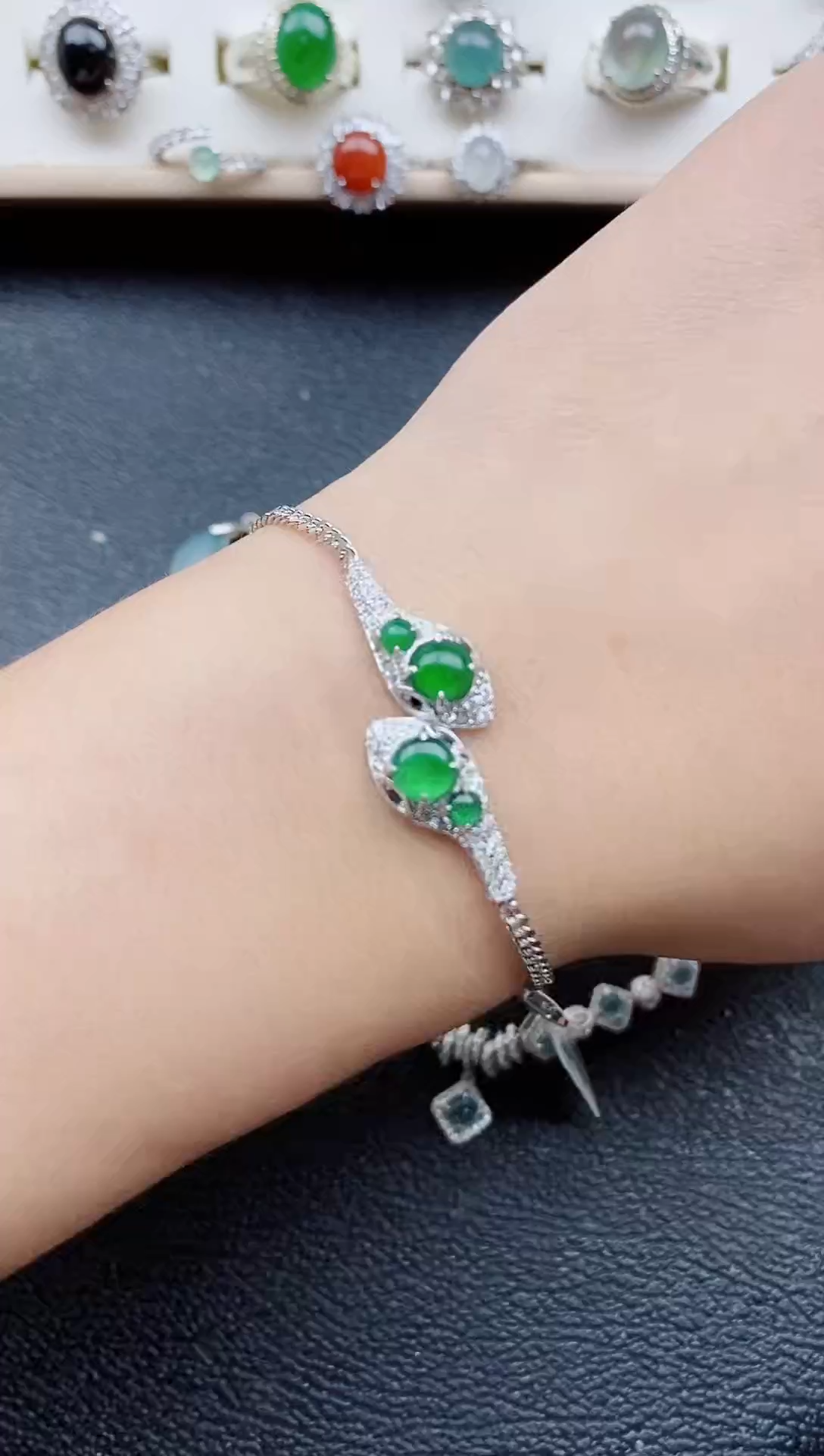 【闪购商品】翡翠戒指银S925镶嵌1111