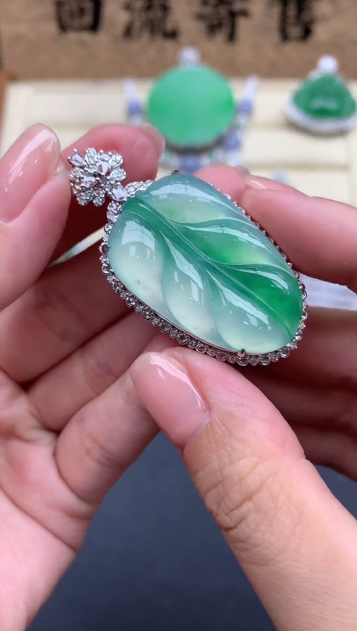 【闪购商品】翡翠颈饰18K金镶嵌551-中国好珍宝