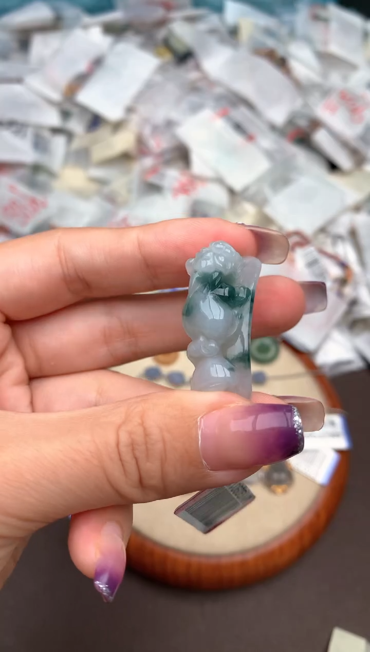 未镶嵌挂件翡翠一