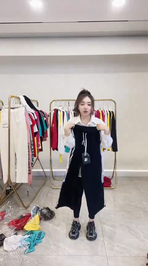 闪电购精品女装76S