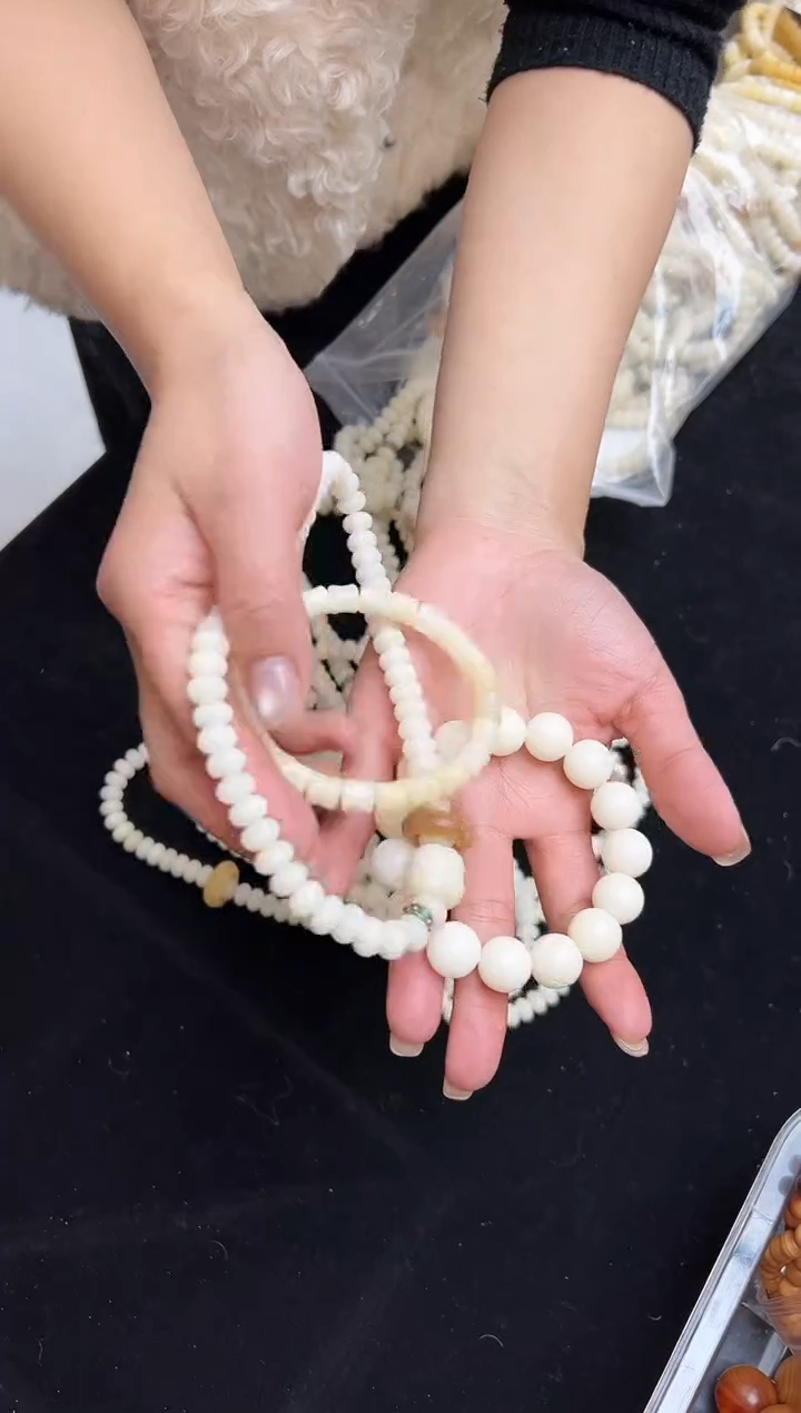 手串白玉菩提A01